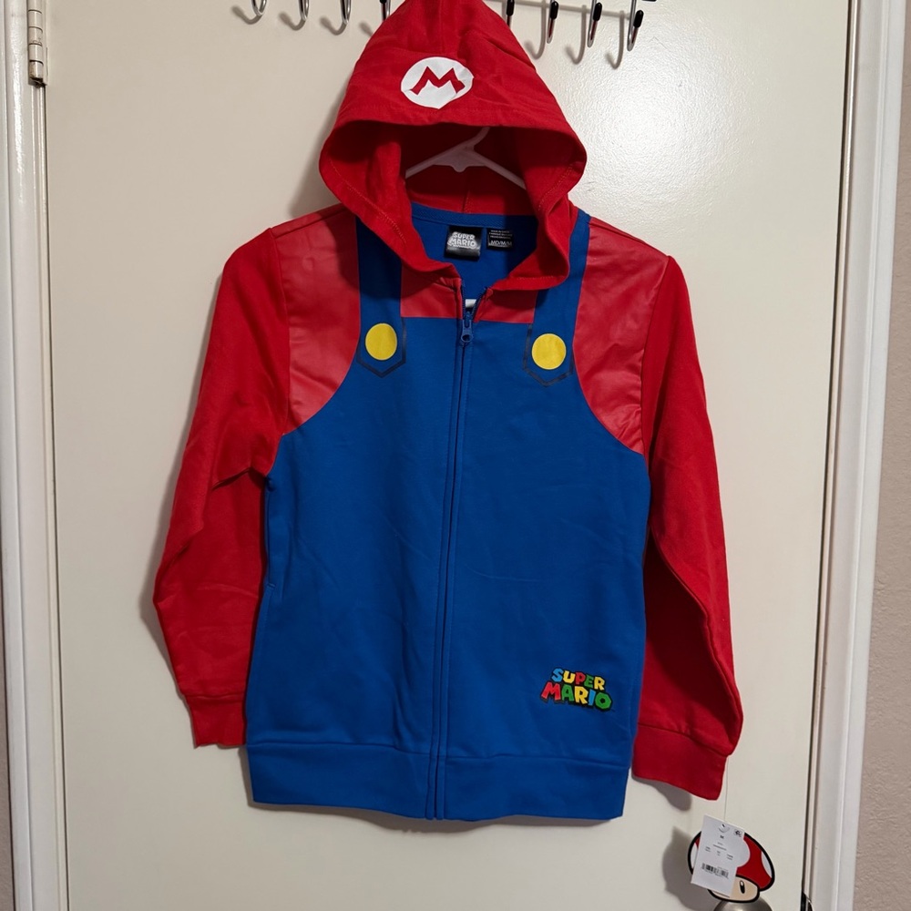 NINTENDO SUPER MARIO Boys Medium Hooded Full Zip Hoodie Pockets Red Blue NWT